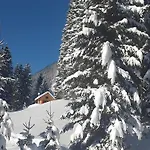 Chalet87 度假居 *